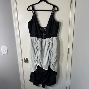 NWT Hot Topic Bustle Buckle Strap Skirtall Black Goth Punk Plus Size 1X